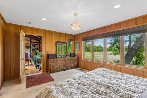 1 Snowy Owl Lane, North Oaks, MN 55127