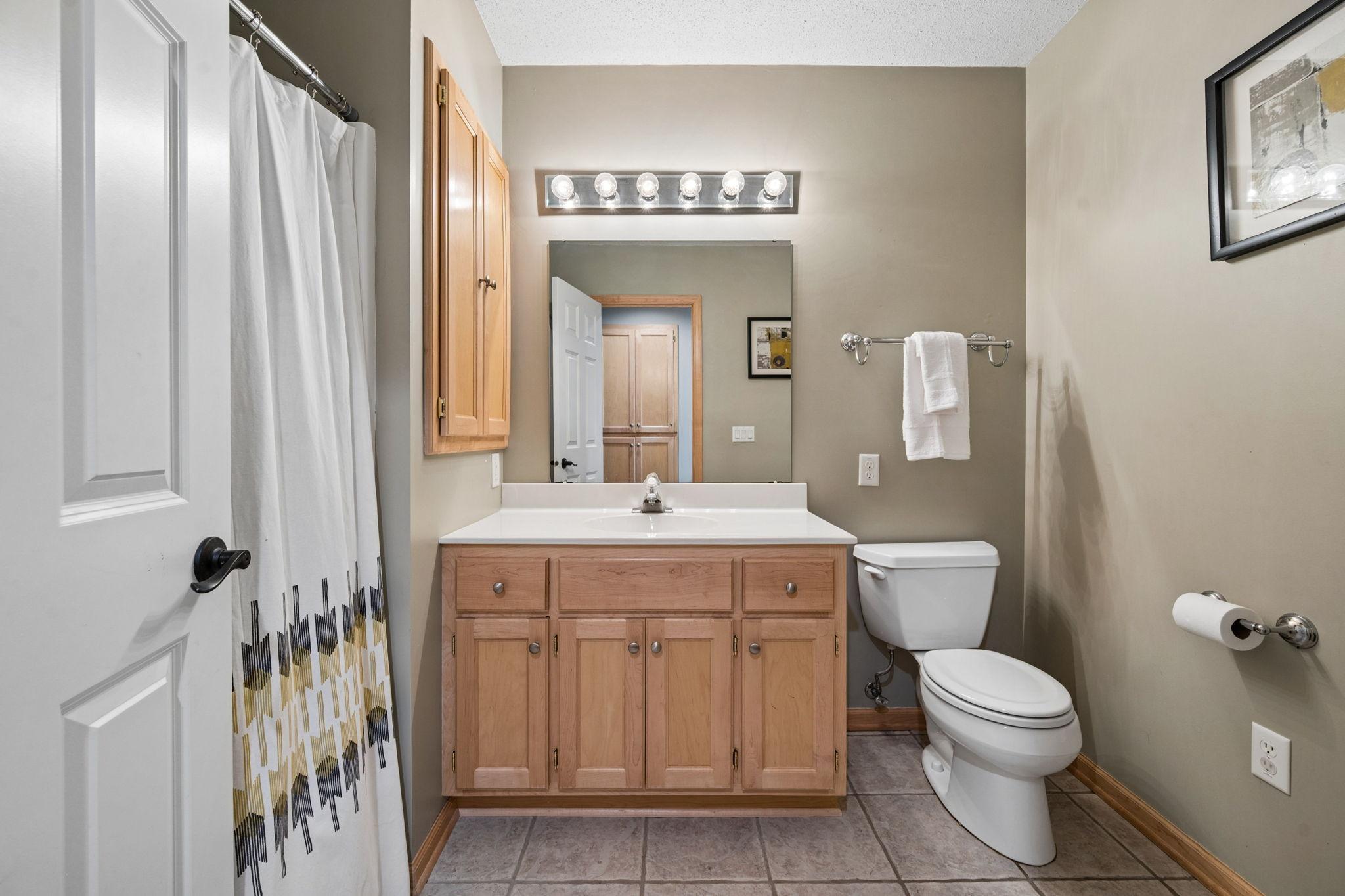 LL full bath