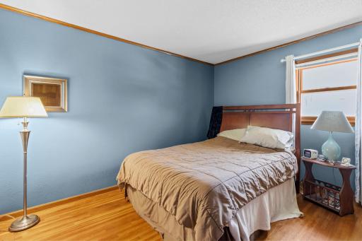 139 Greenway Avenue N, Saint Paul, MN 55128