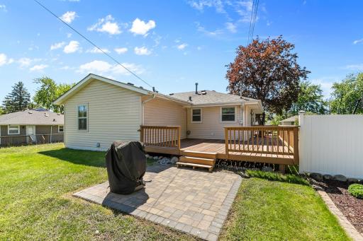 139 Greenway Avenue N, Saint Paul, MN 55128