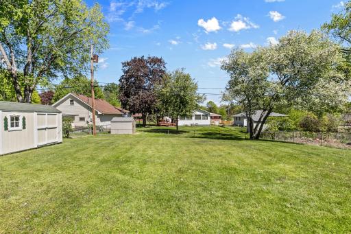 139 Greenway Avenue N, Saint Paul, MN 55128