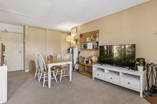7401 W 101st Street, 320, Minneapolis, MN 55438