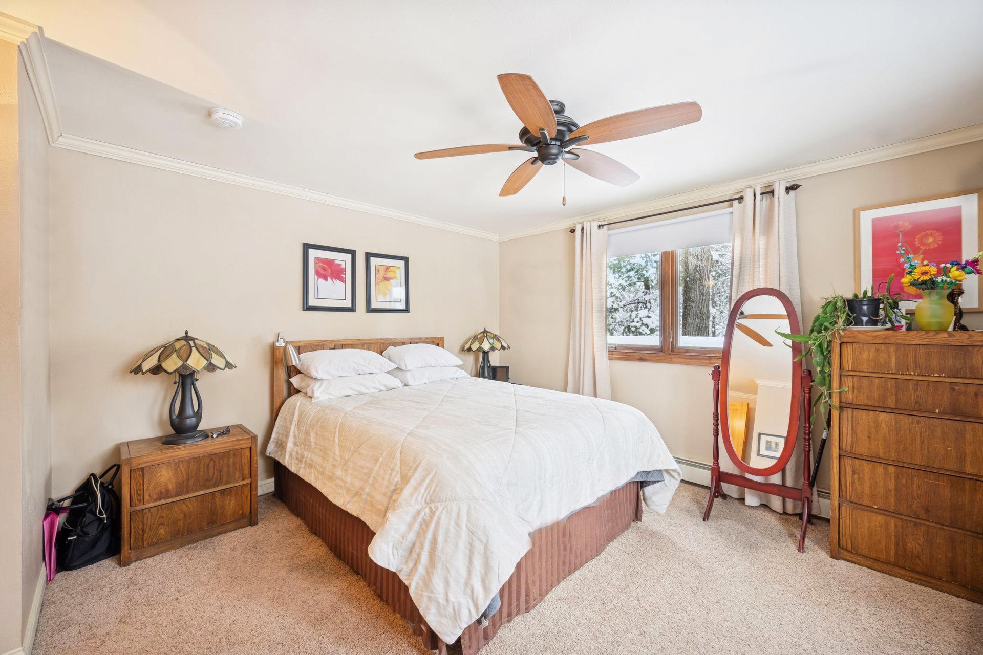 bedroom 2.jpeg