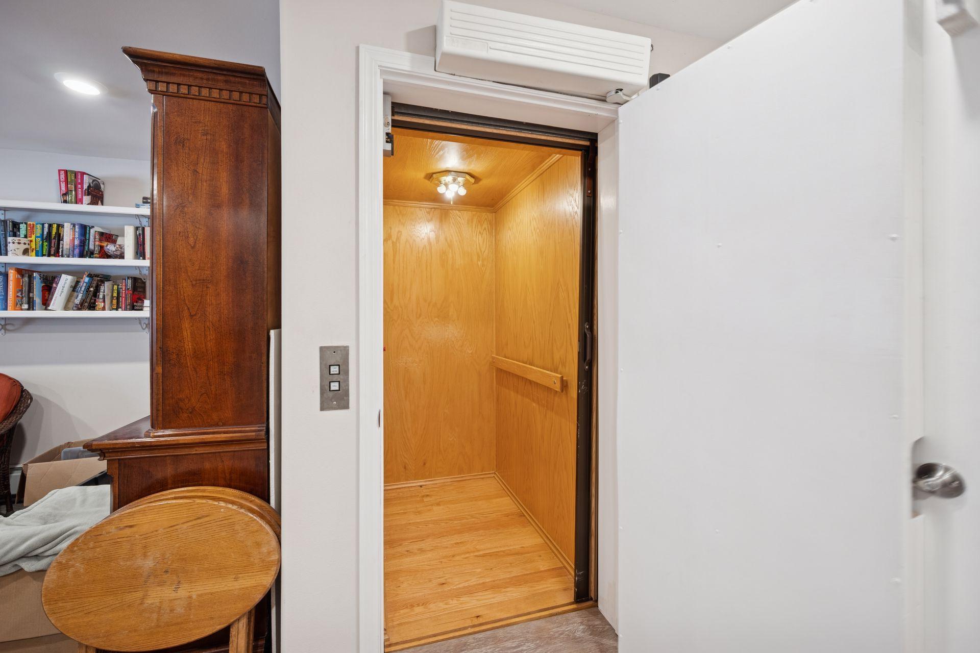 Elevator