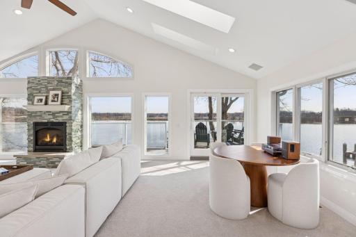 2807 McKenzie Point Road, Wayzata, MN 55391