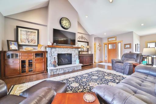 29672 Delaware Trail, Breezy Point, MN 56472