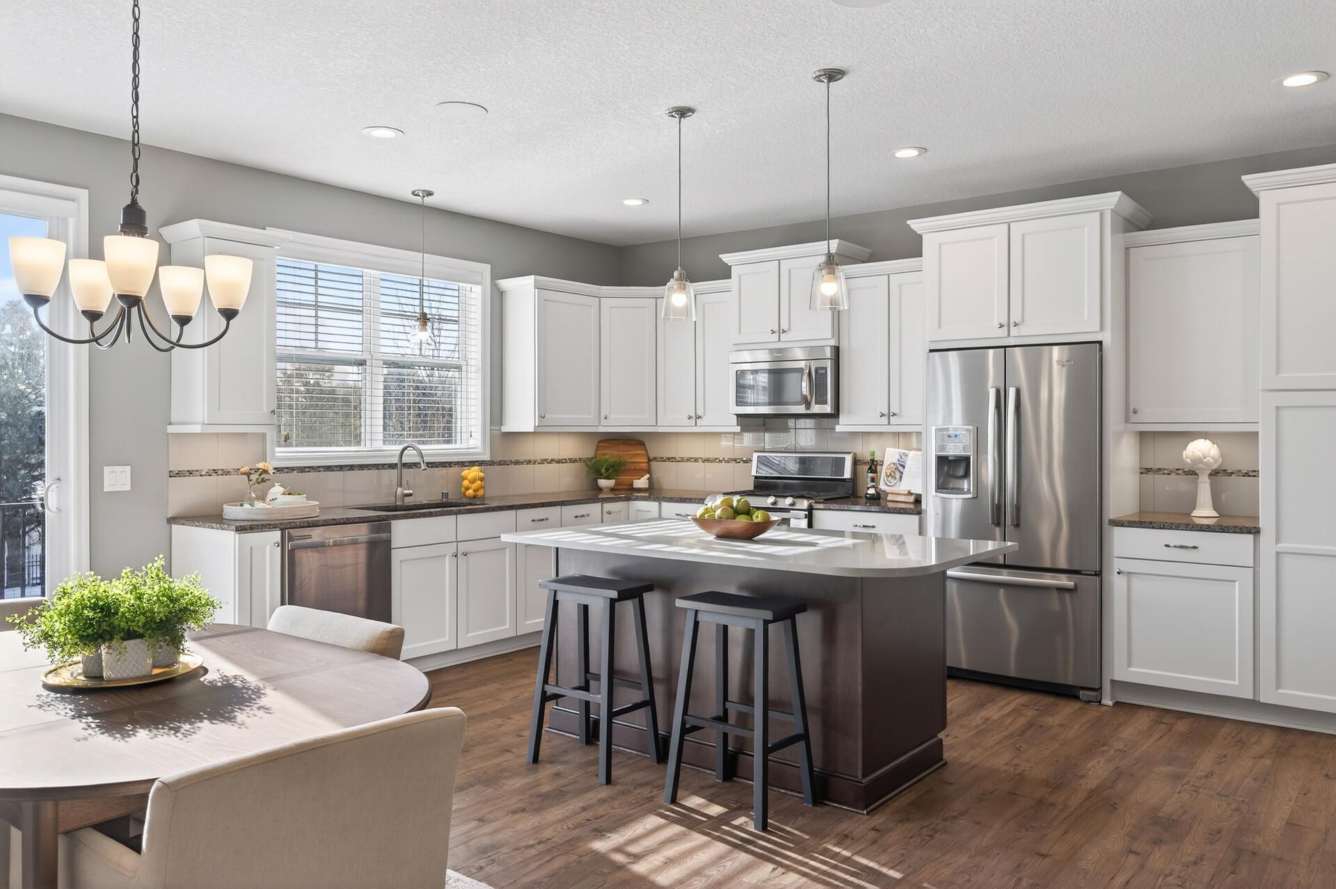 Enjoy breakfast at the kitchen island