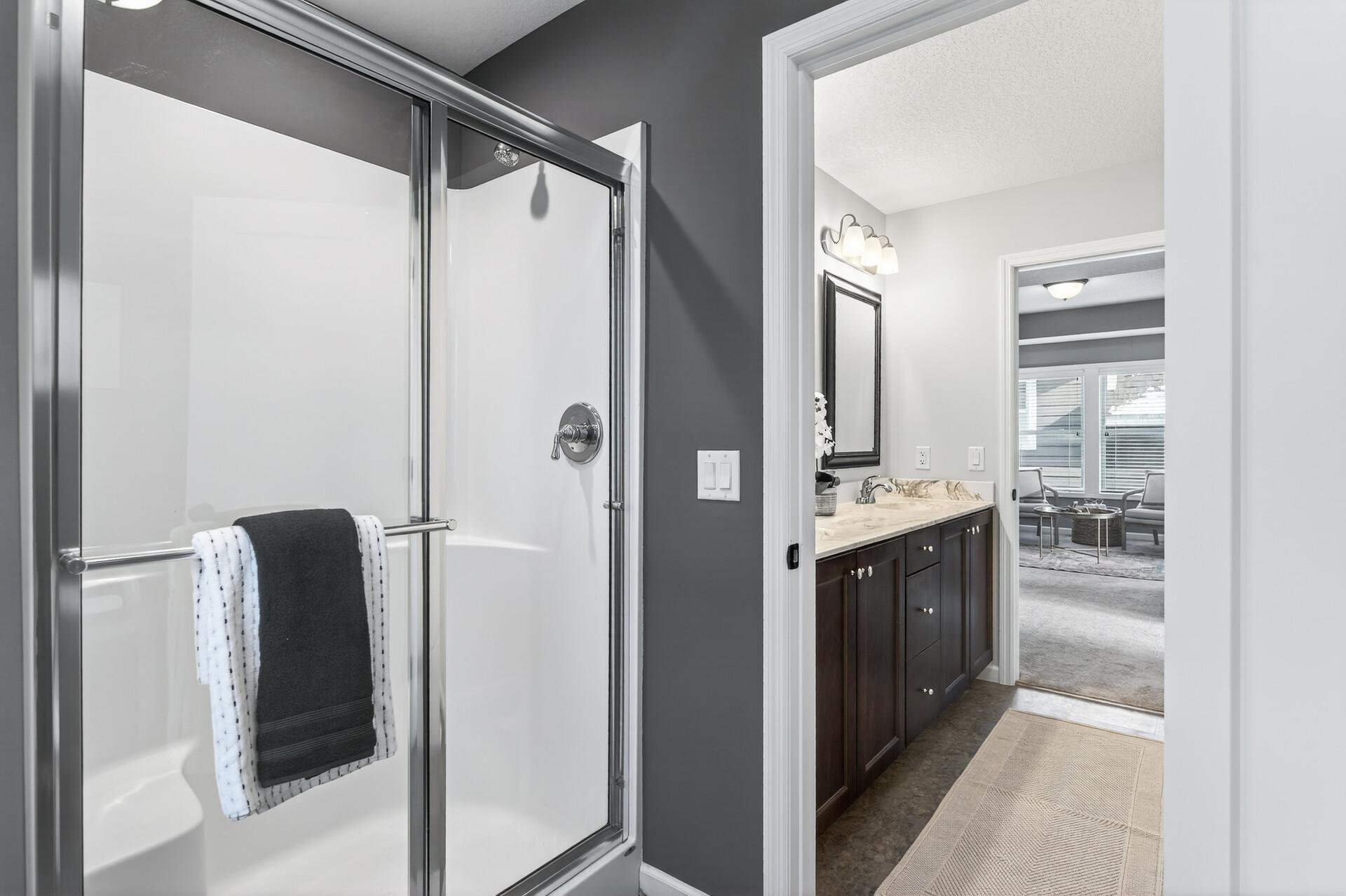Upper level bathroom