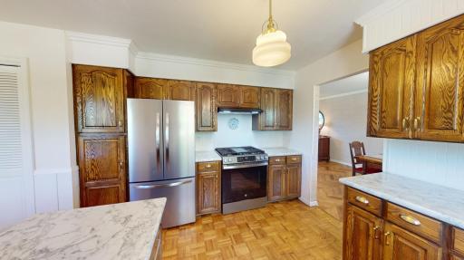 419 Ridge Road, Albert Lea, MN 56007
