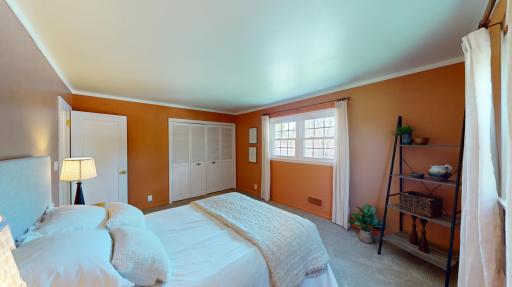 419 Ridge Road, Albert Lea, MN 56007