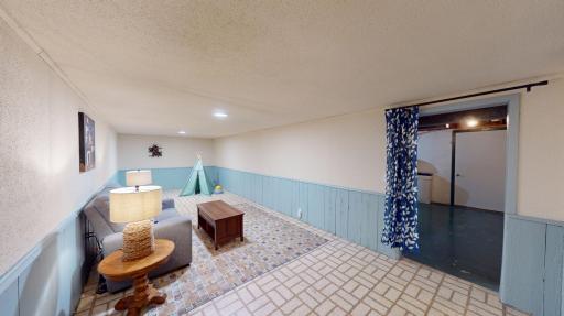 419 Ridge Road, Albert Lea, MN 56007