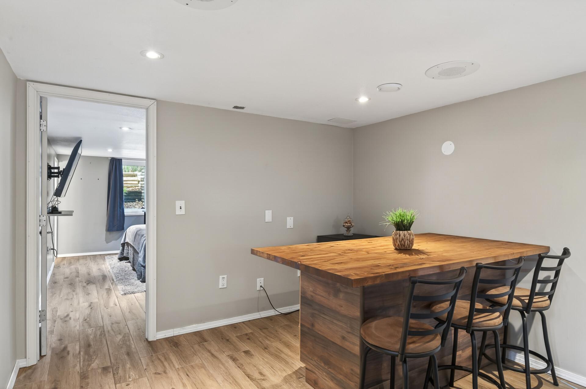 Custom Bar/Table Area for Entertaining