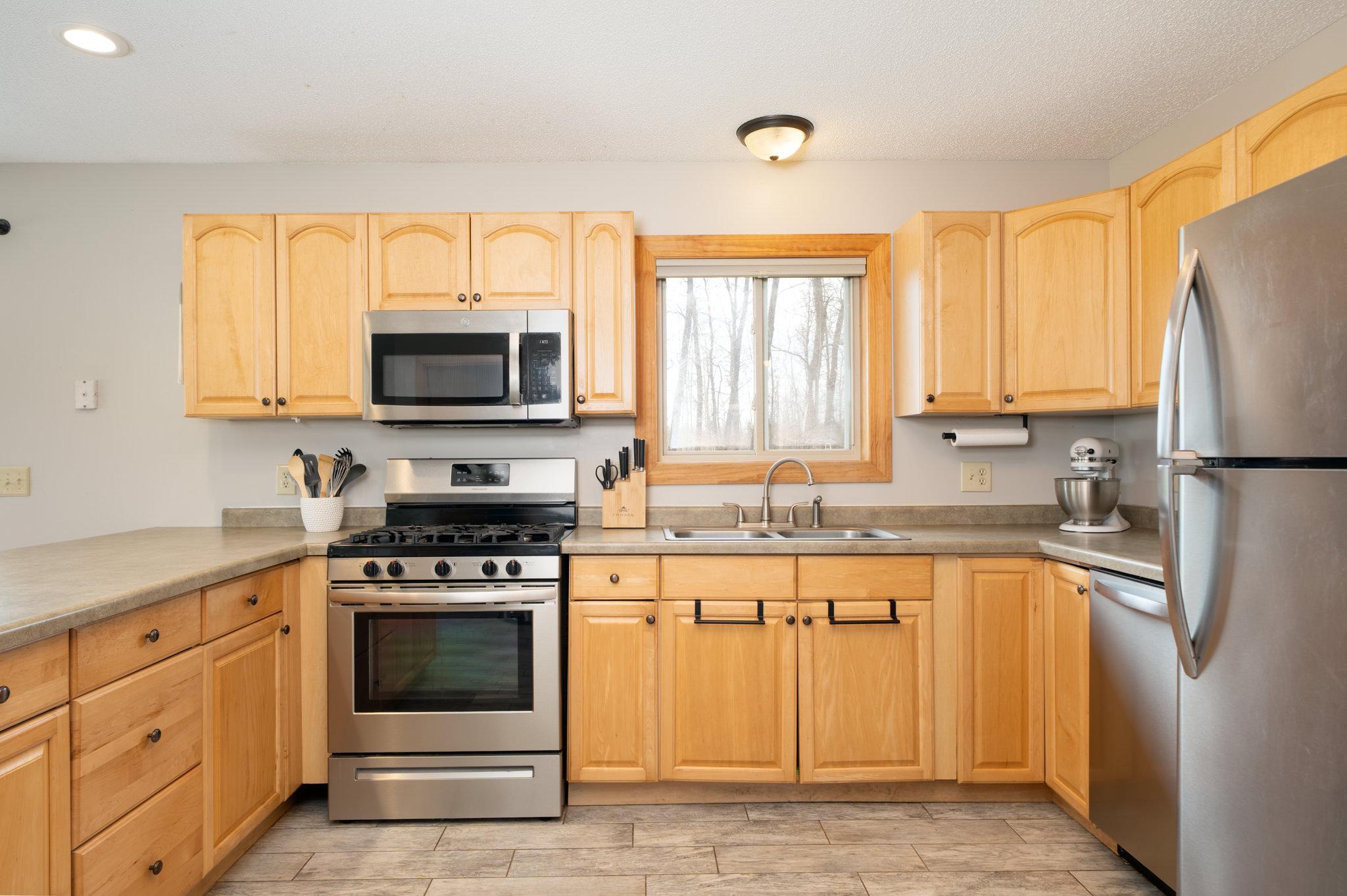 29287 Hoff Dr-2.jpg