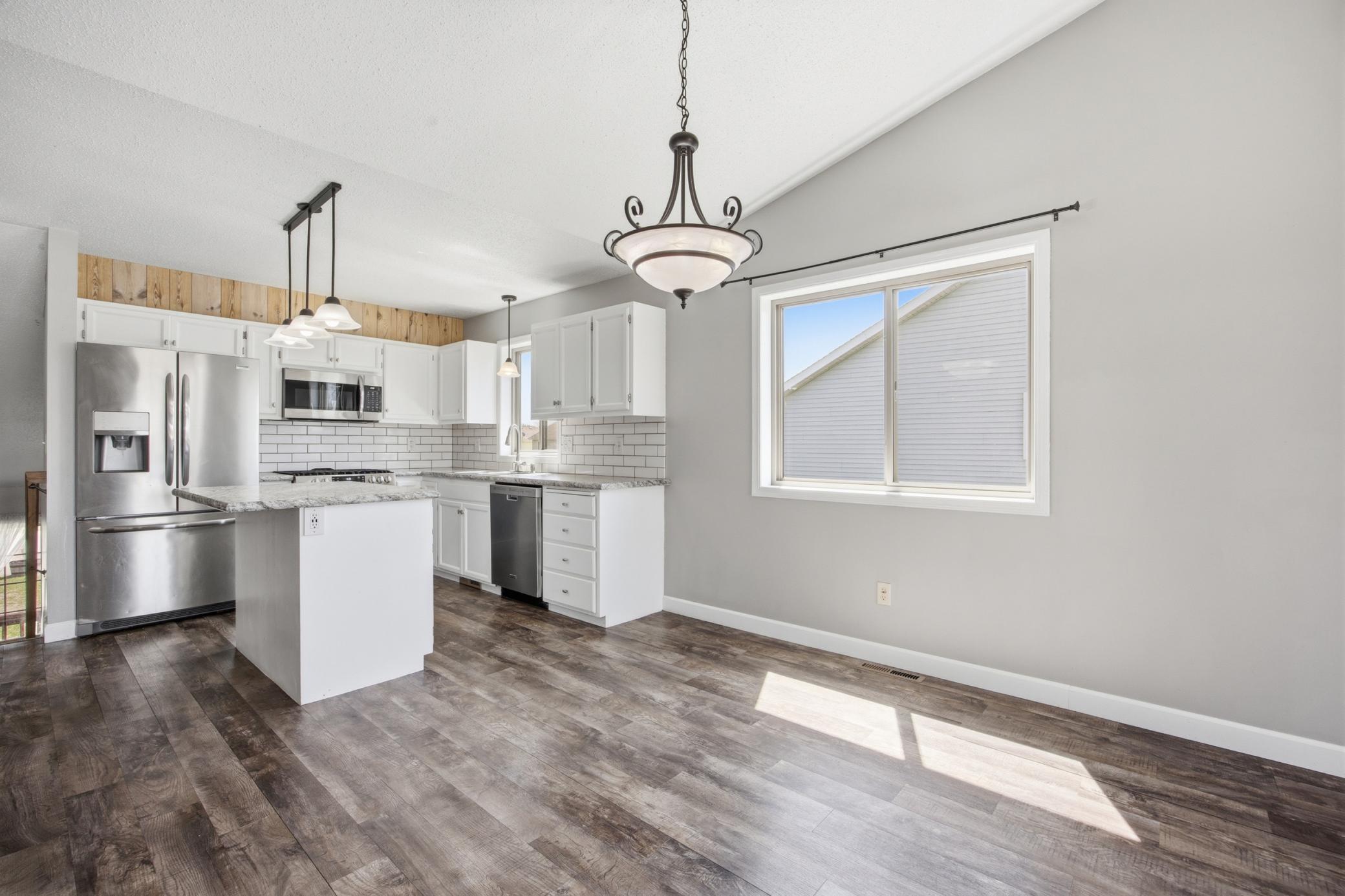 Kitchen/Dining