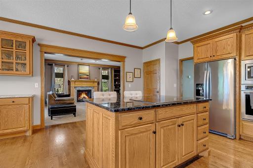 Seamless open design allows light and space to flow throughout the main living areas.