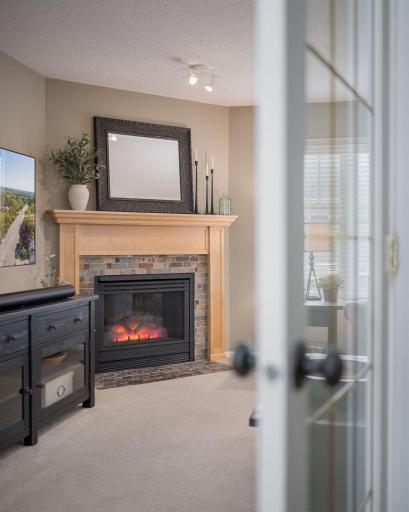 A fireplace is the perfect spot to relax, with the stone surround, classic wood mantle and warm glow, making any opportunity to wind down truly an indulgence.