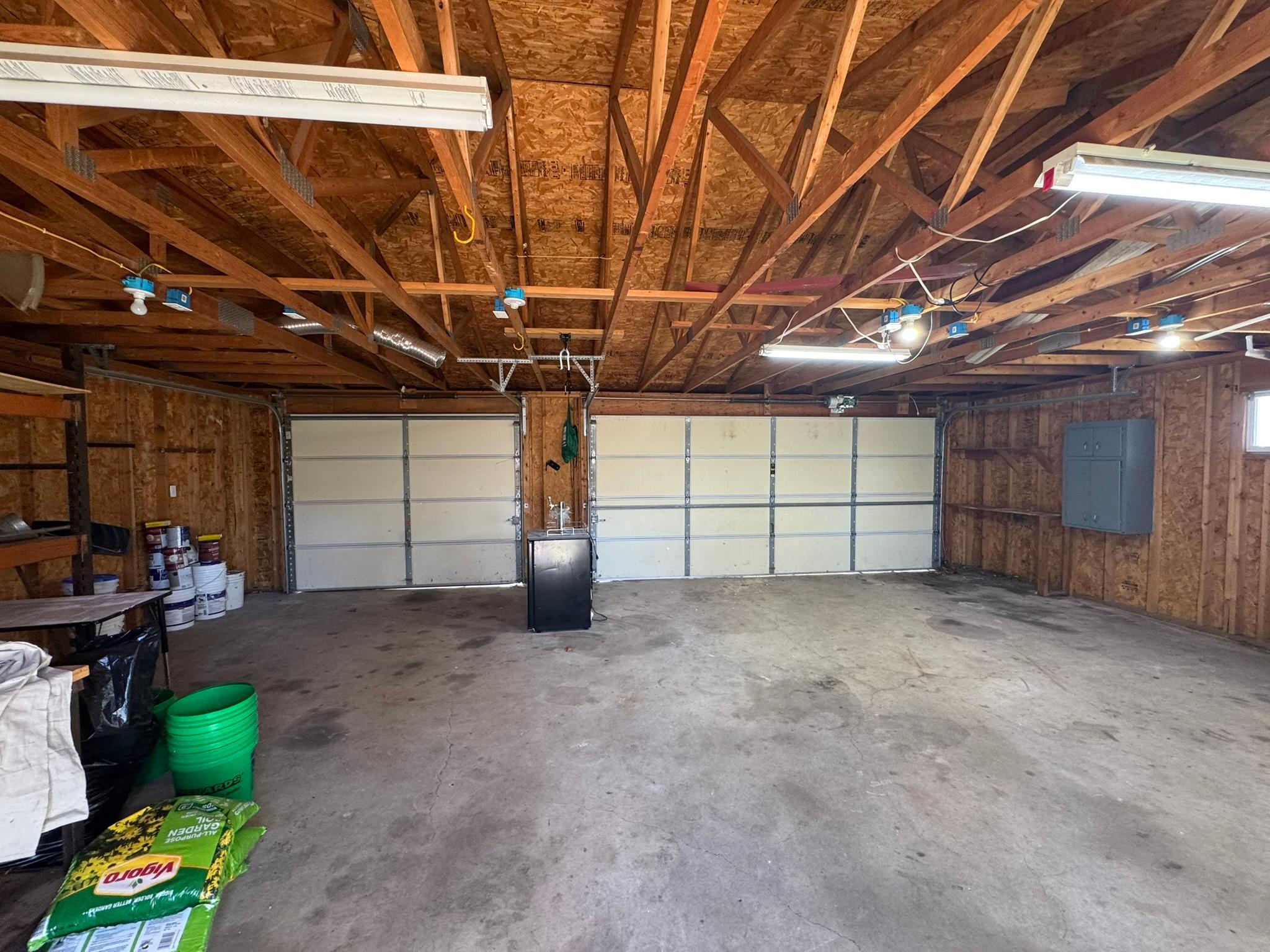 3 Car Detached Garage