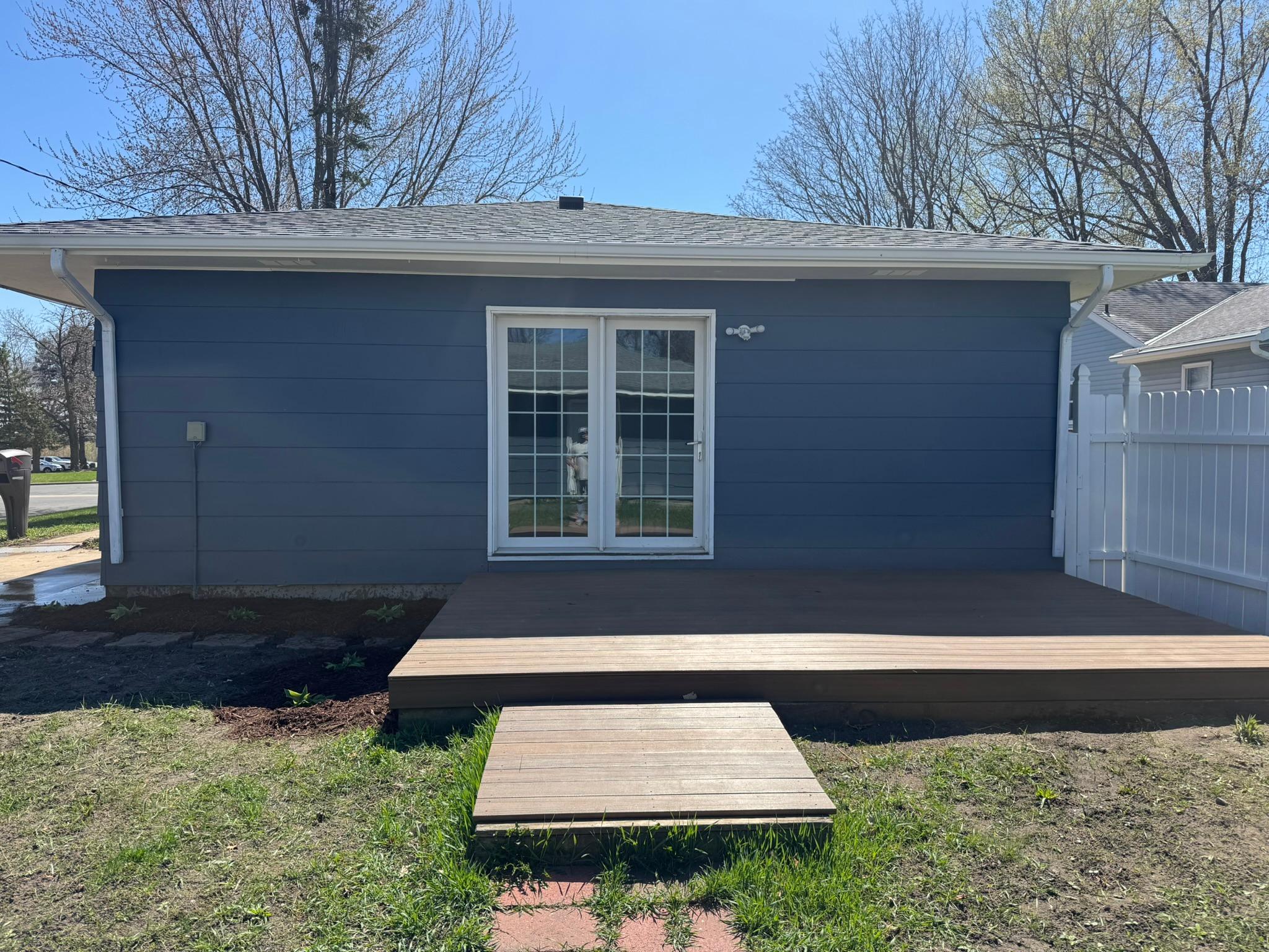 Side Deck View