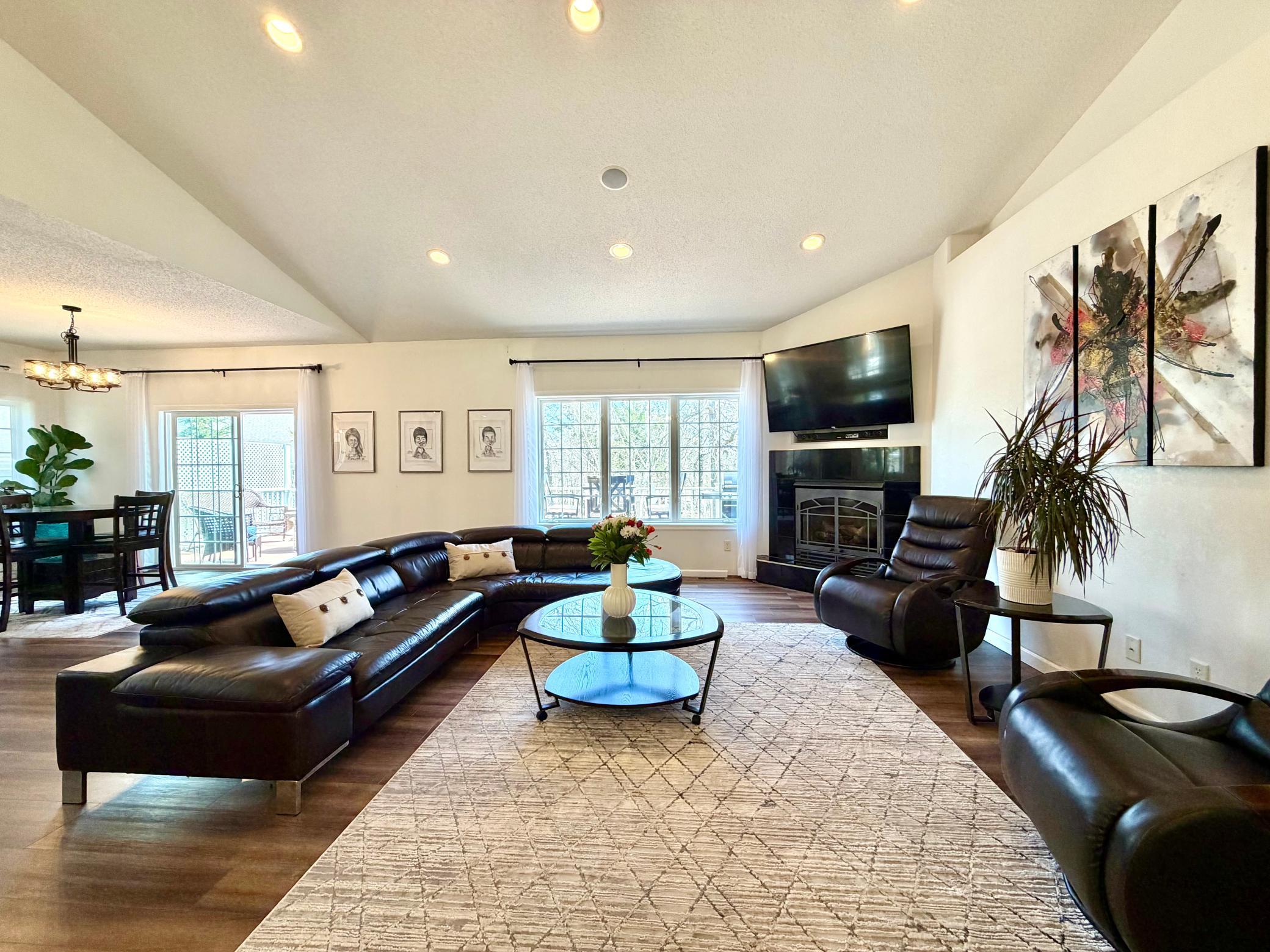 Living room.jpeg