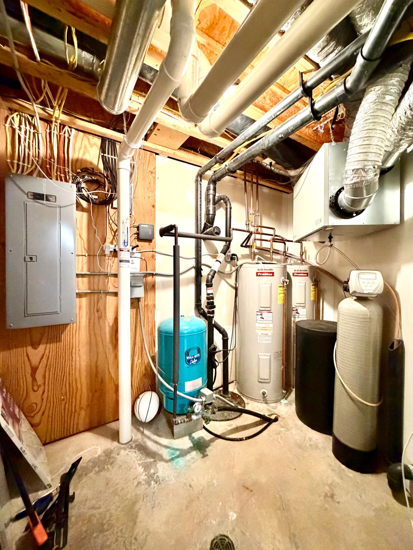 Lower level utility room.jpeg