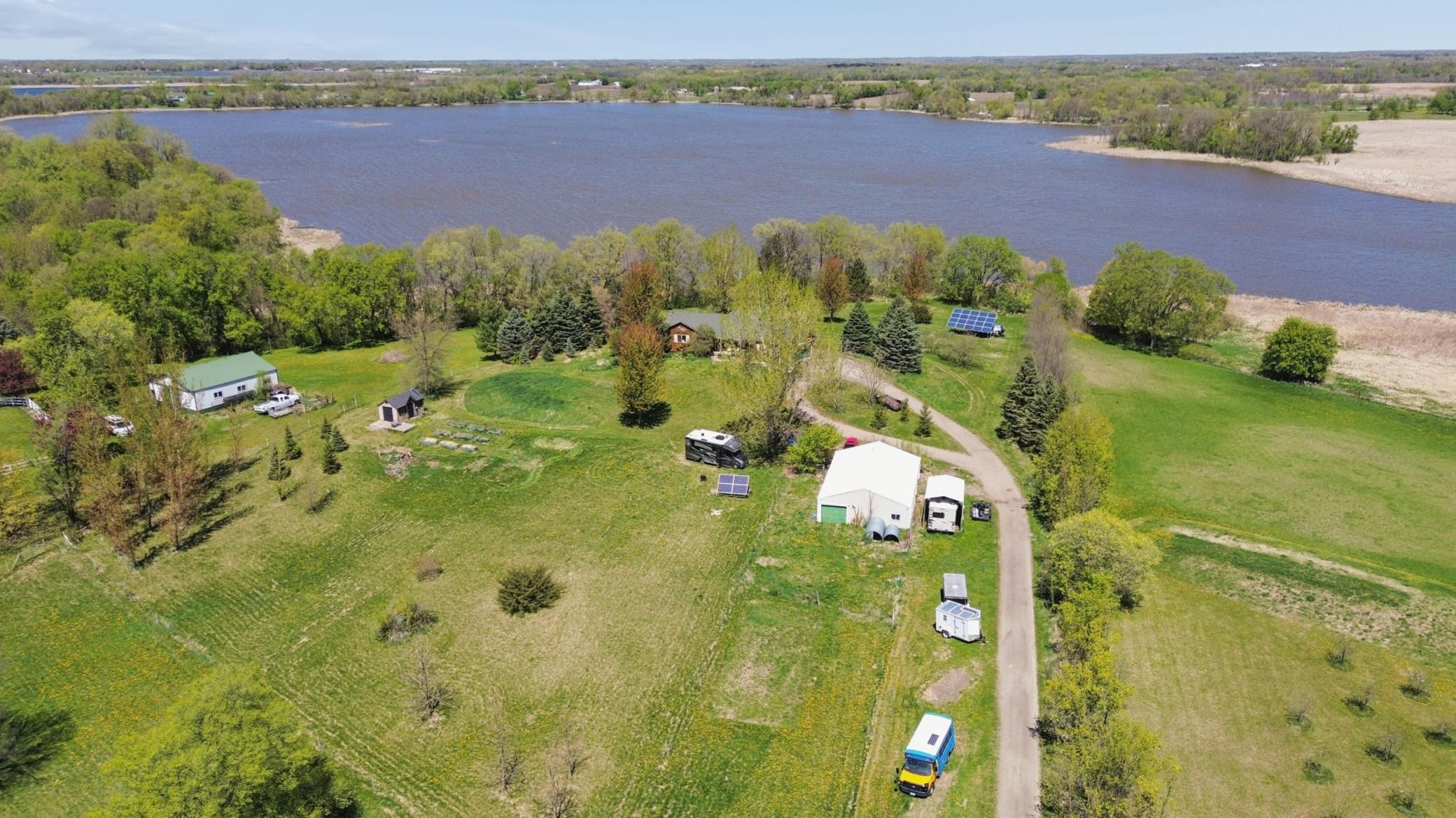 Your Own Slice of Lakefront Paradise