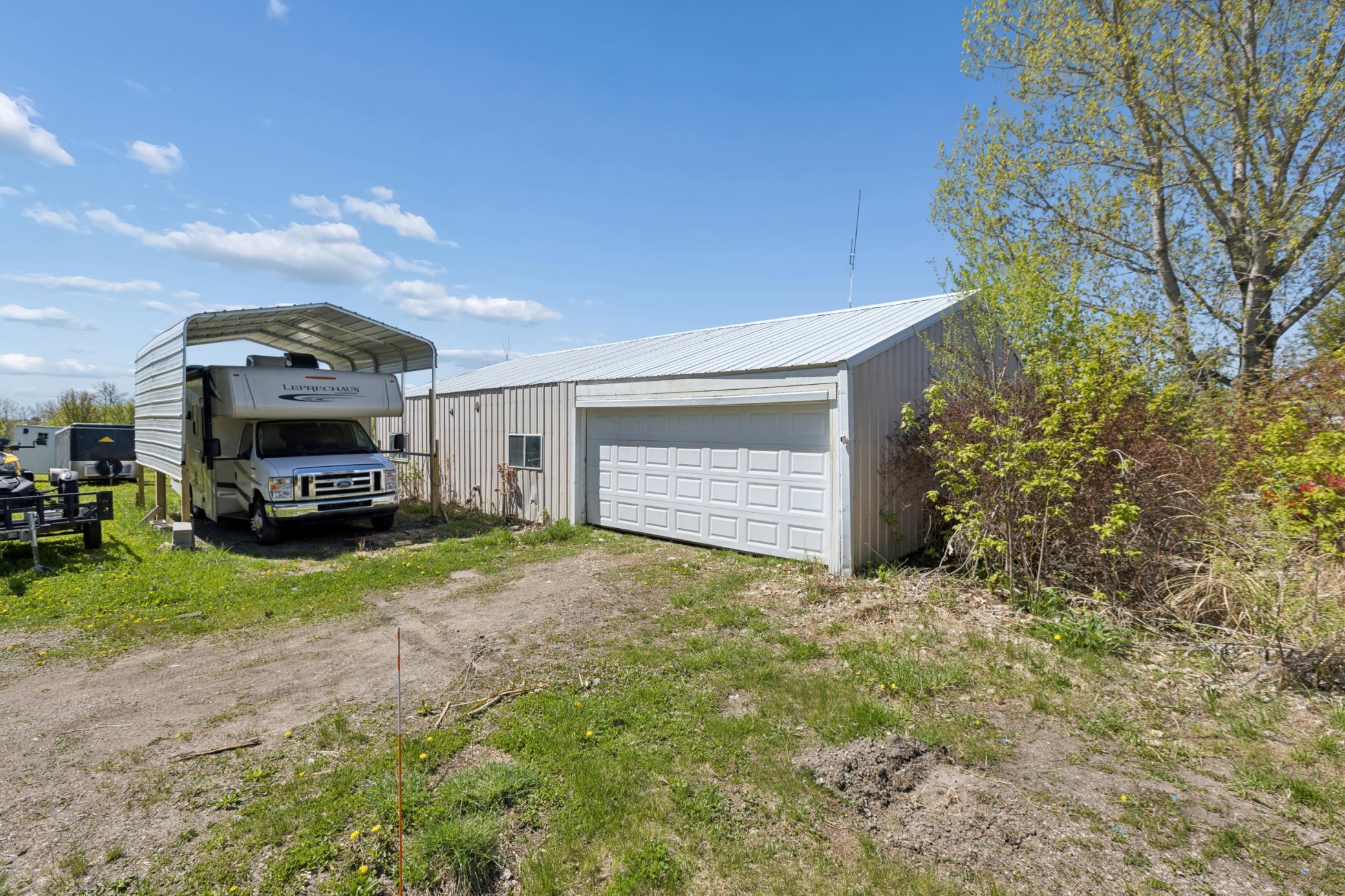 Carport