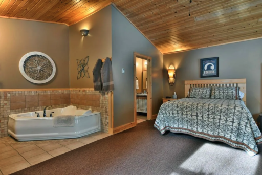 84790 State HWY 13 S, Bayfield, WI 54814