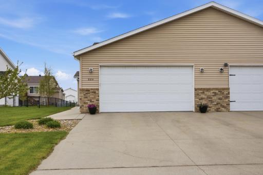806 3rd Avenue NE, Dilworth, MN 56529