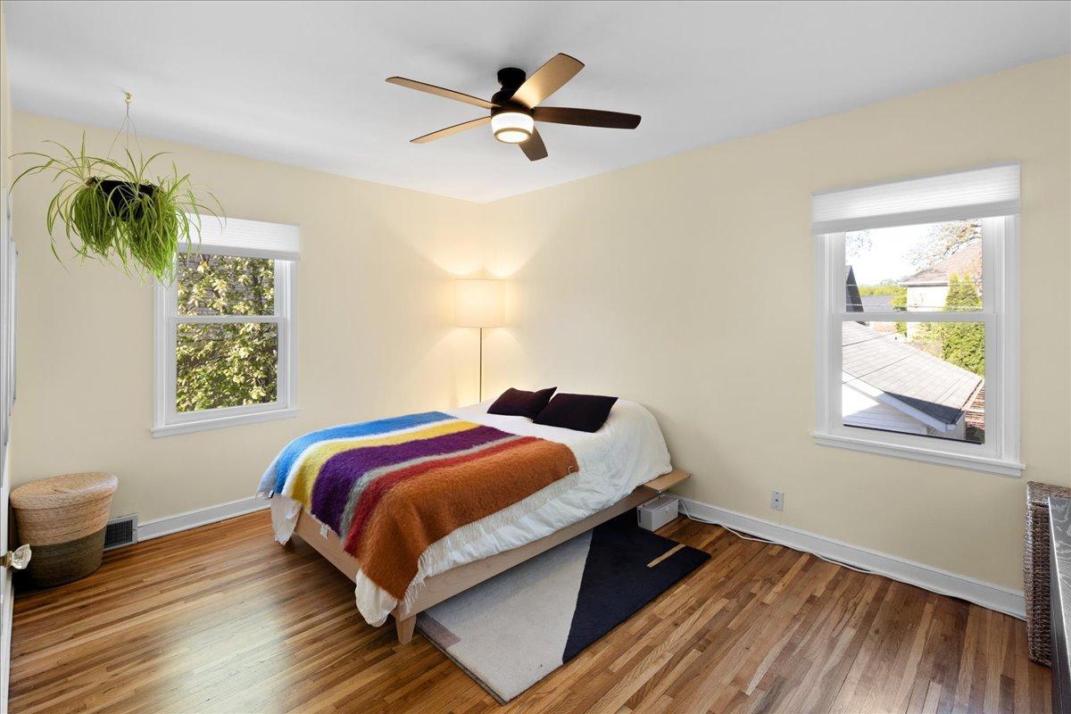 upper level bedroom 1