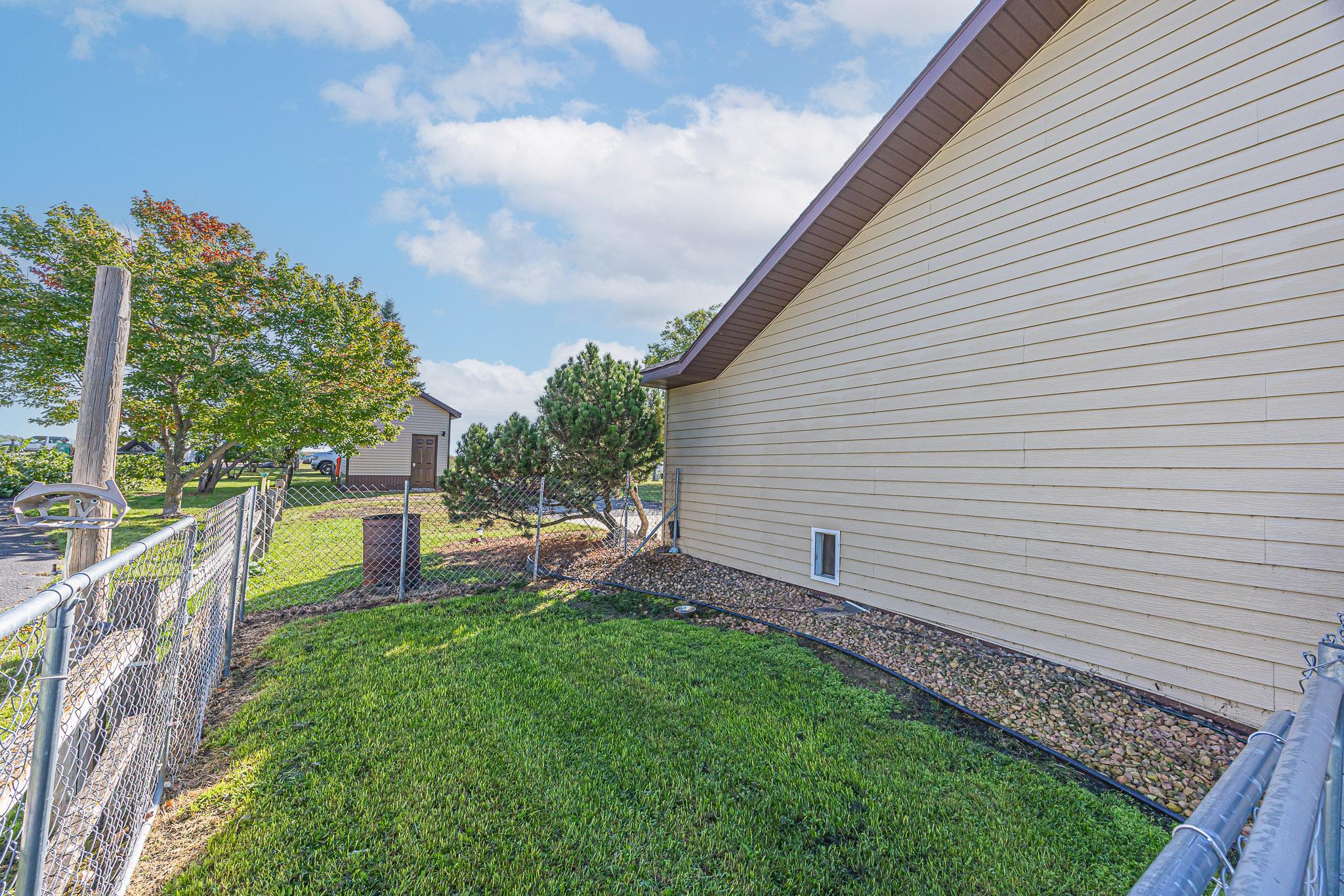21281 Dovre Rd, Detroit Lakes-13.jpg