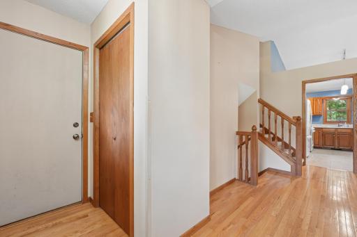 20524 Javelin Circle, Lakeville, MN 55044