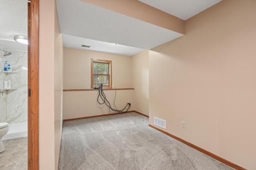 20524 Javelin Circle, Lakeville, MN 55044