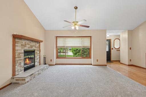 20524 Javelin Circle, Lakeville, MN 55044