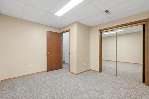 20524 Javelin Circle, Lakeville, MN 55044