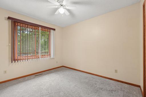20524 Javelin Circle, Lakeville, MN 55044