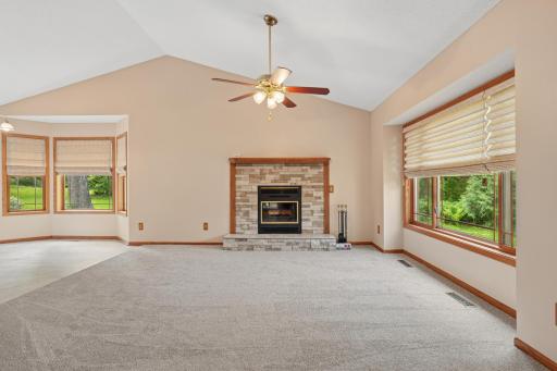20524 Javelin Circle, Lakeville, MN 55044