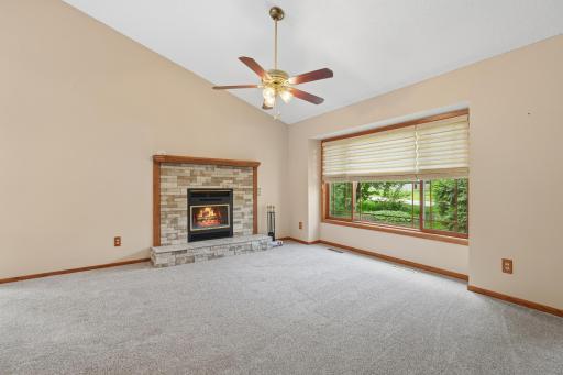 20524 Javelin Circle, Lakeville, MN 55044