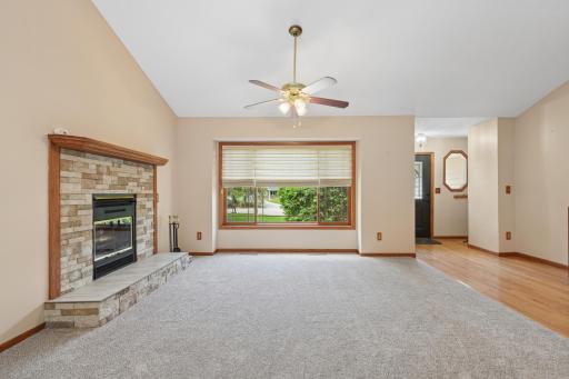 20524 Javelin Circle, Lakeville, MN 55044