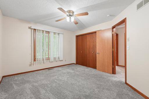 20524 Javelin Circle, Lakeville, MN 55044