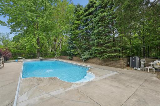 20524 Javelin Circle, Lakeville, MN 55044