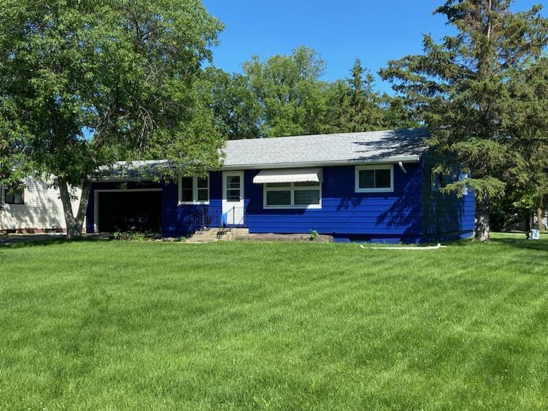 610 S Main Street, Badger, MN 56714
