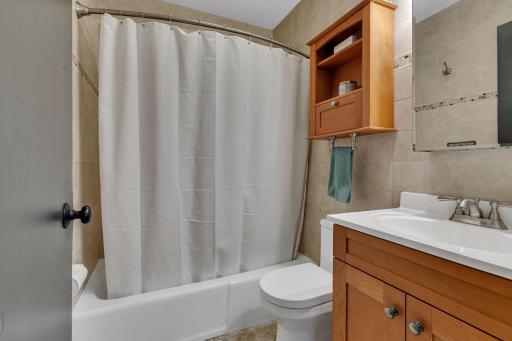 2978 Pascal Street, Roseville, MN 55113