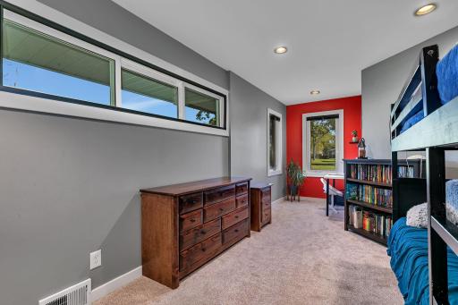 2978 Pascal Street, Roseville, MN 55113