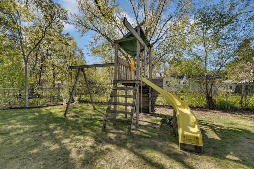 2978 Pascal Street, Roseville, MN 55113