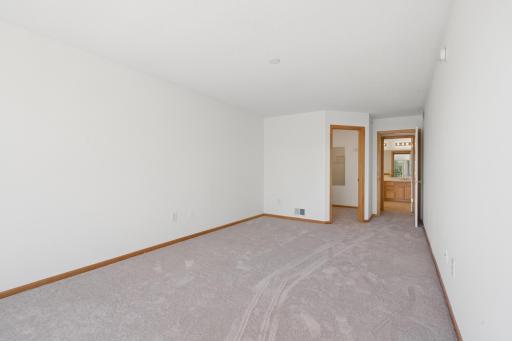 13900 53rd Avenue N, 13, Plymouth, MN 55446