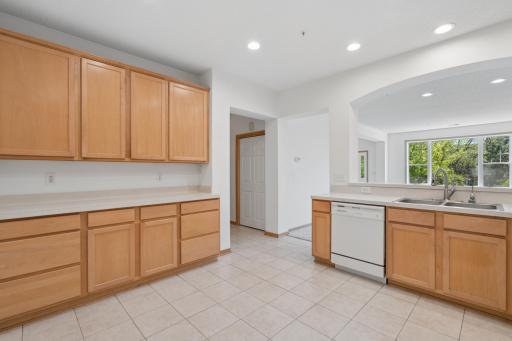 13900 53rd Avenue N, 13, Plymouth, MN 55446