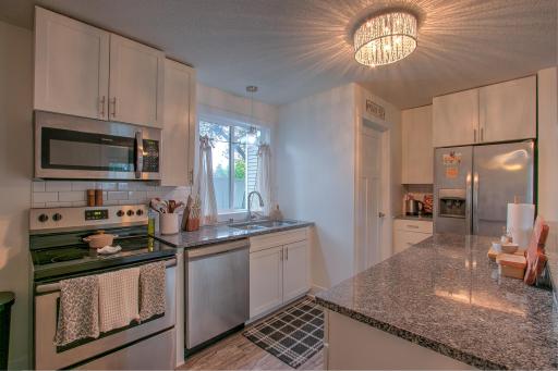 1414 Main Street NW, Elk River, MN 55330
