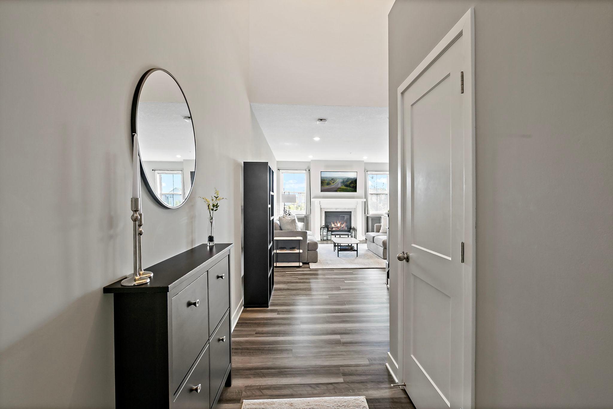 Front Entryway - 18364 Glasswort Dr, Lakeville, MN_0030.jpg