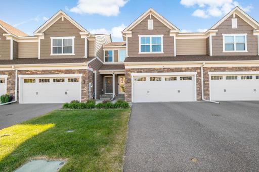 Welcome to 18364 Glasswort Dr., Lakeville, MN