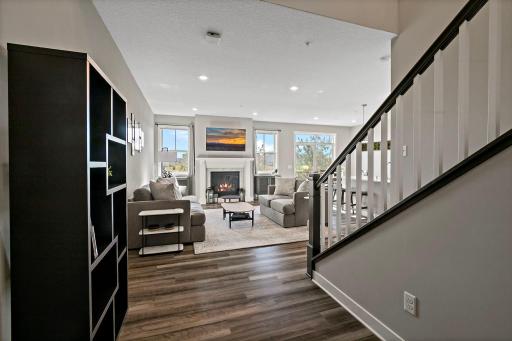 Front Entryway - 18364 Glasswort Dr, Lakeville, MN